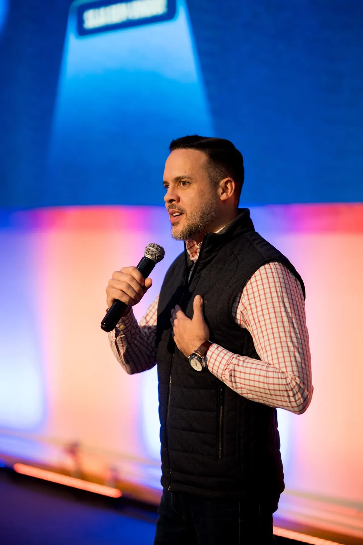 Gabriel Pavão on stage at CMO Summit